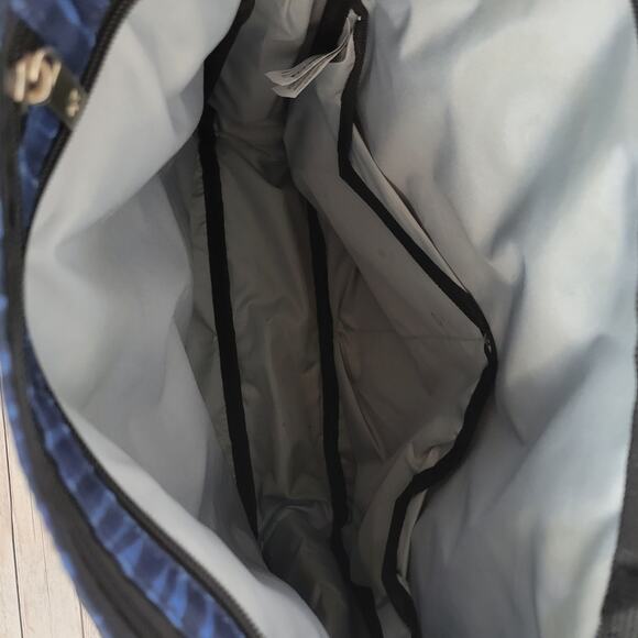 Skip Hop Due Signature Diaper Bag Blue Graffiti - Picture 5 of 7